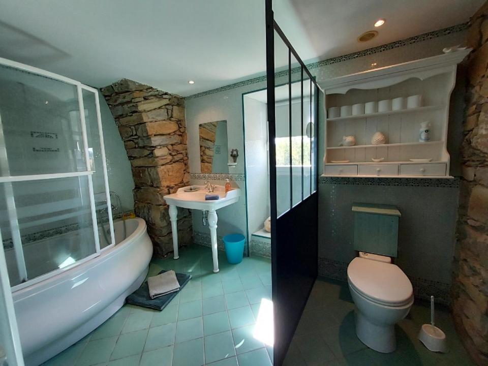 Chambre D'Hotes Les Louves Saint-Paul-des-Fonts Dış mekan fotoğraf